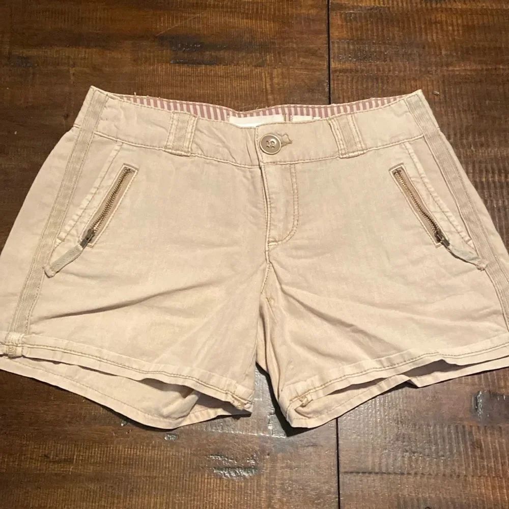 Anthropologie Hei Hei Linen blend shorts size 25